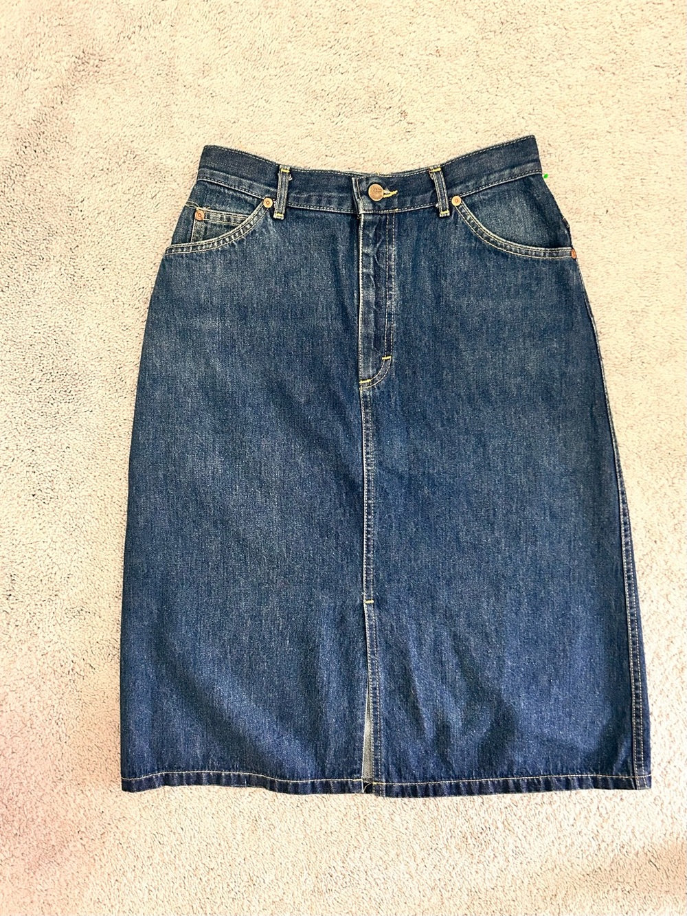 Lee Dark Wash Denim Midi Skirt Front Slit Y2K 90s Style - 28” Waist / size 6